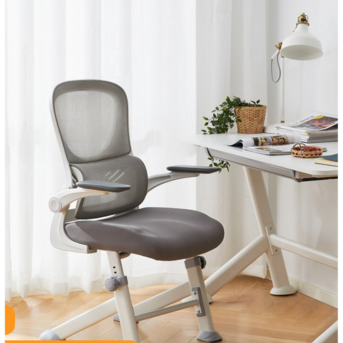 HomeWorker x 89間 Y7F Wide Seat 3D Armrest Fixed Leg Study Chair — image 3